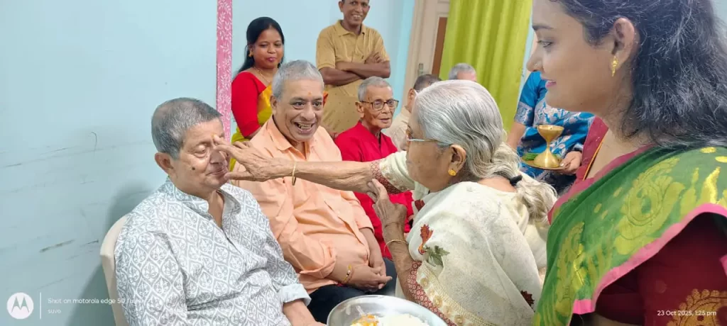 Why Senior Citizens Prefer Old Age Homes Today