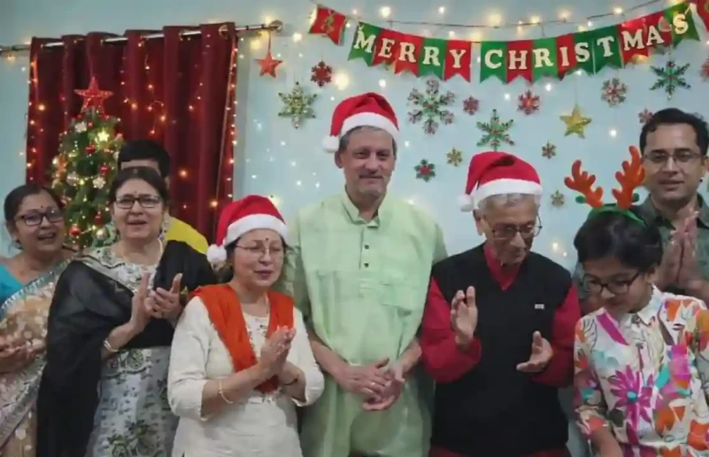 Christmas Best SMS for Senior Persons 1 Christmas Best SMS for Senior Persons