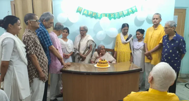 best senior citizen care kolkata
