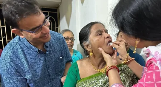 A Unique Visit to an Old Age Home